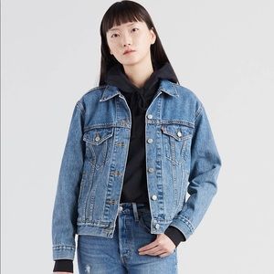 LEVI DENIM JACKET🛑ONLY ONE
